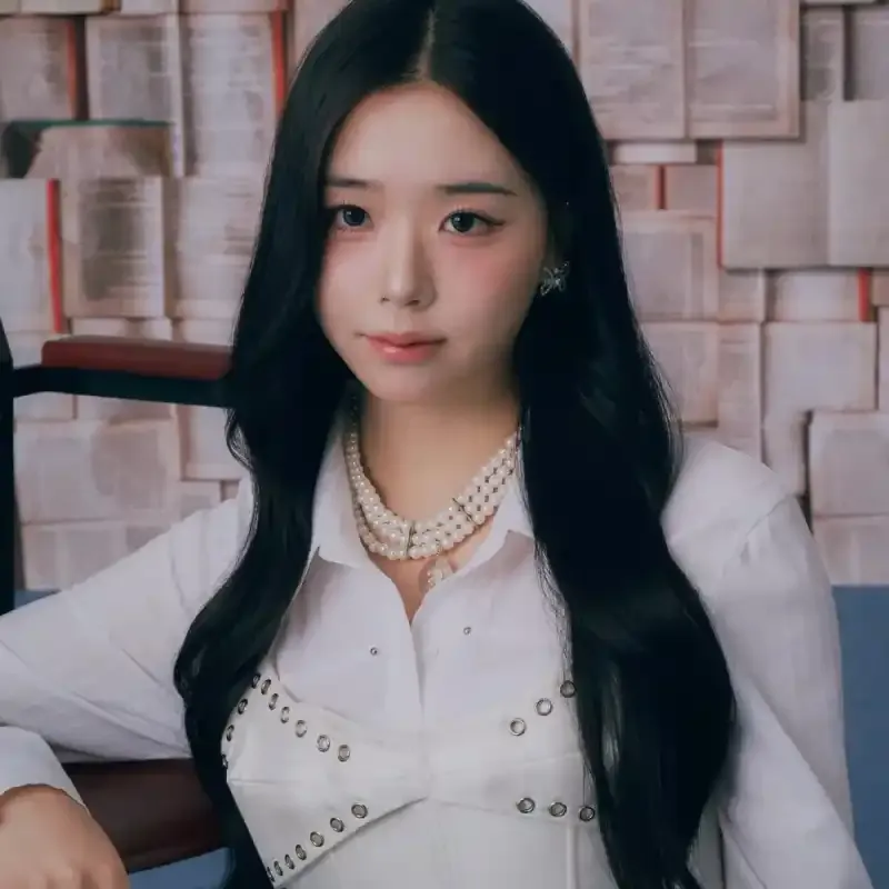 김채연(트리플에스)