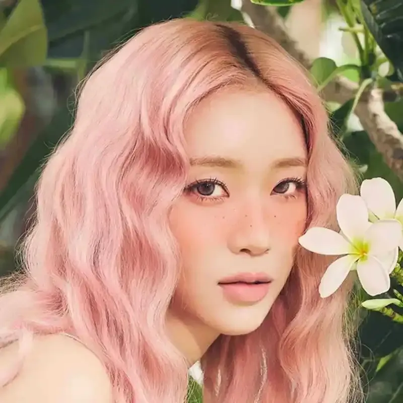 수민(스테이씨)