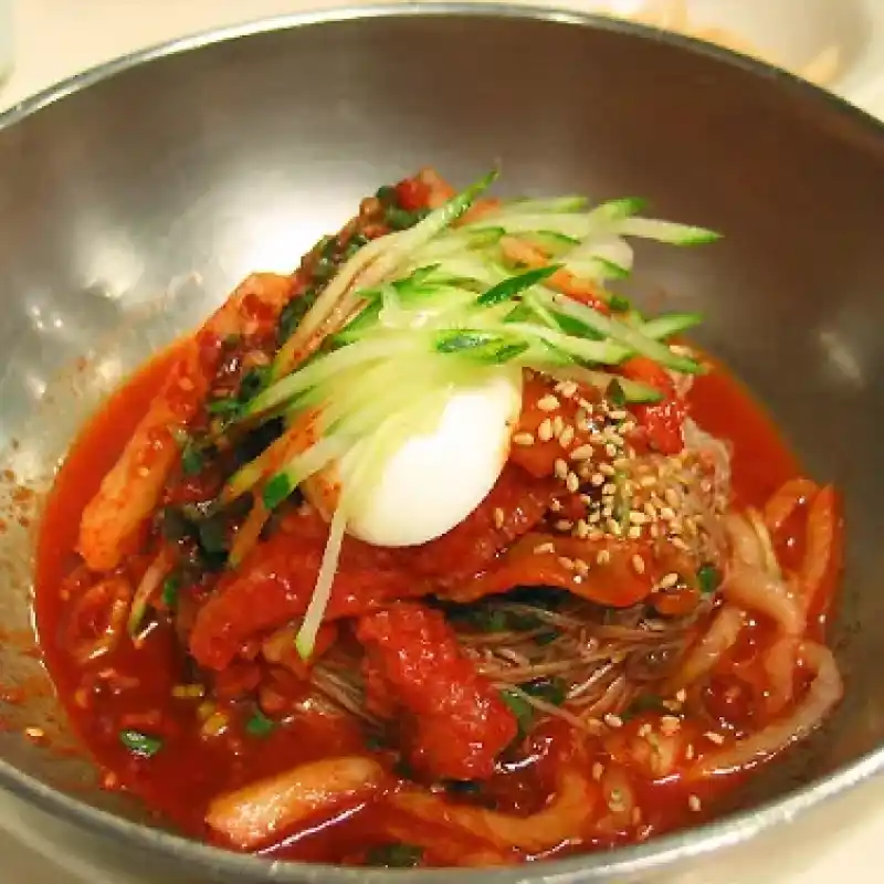 비빔냉면