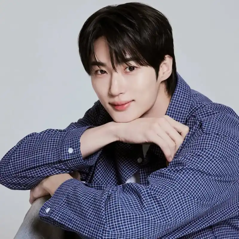 변우석