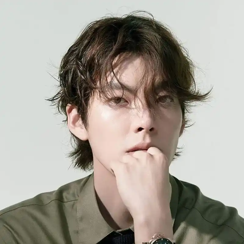 김우빈