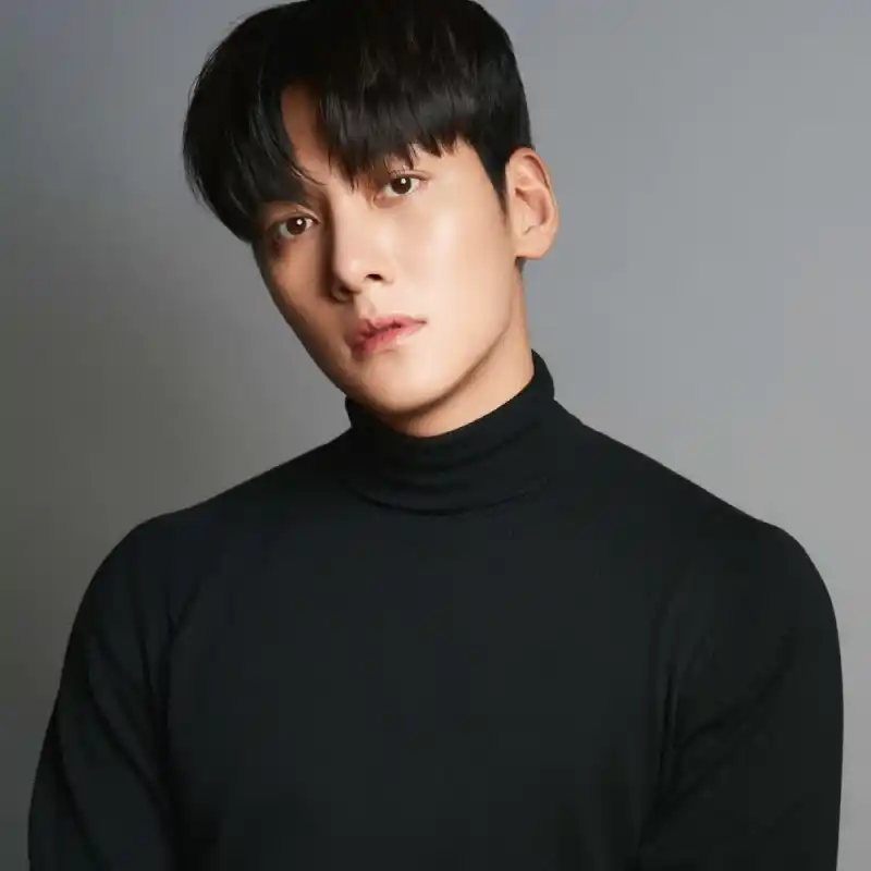 지창욱