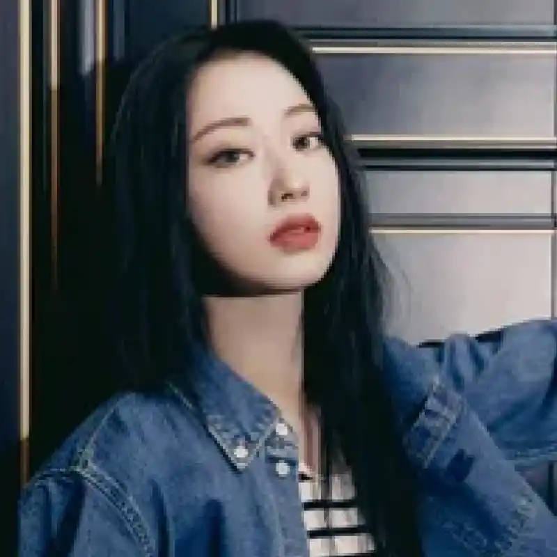 경리(나인뮤지스)