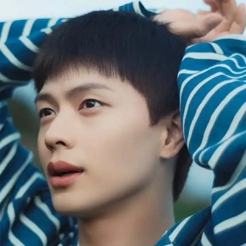 육성재(비투비)