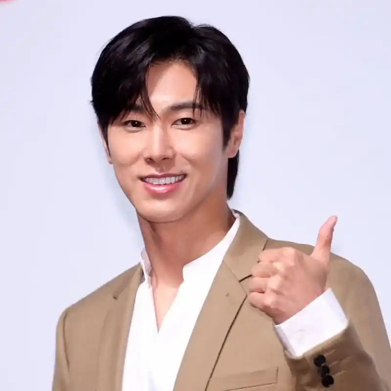 유노윤호(동방신기)